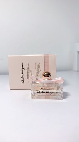 Nước hoa Salvatore Ferragamo Signorina In Fiore EDT 5ml